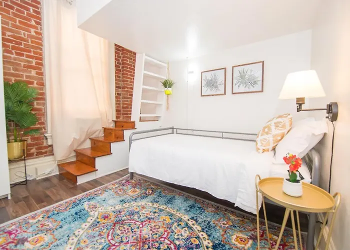 Vantaggio Suites Gaslamp #40